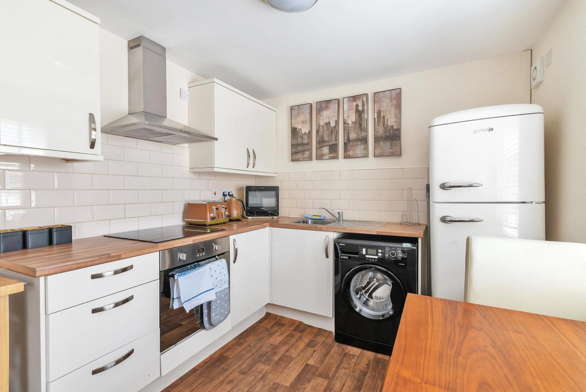 Weatherhead Lodge - Modern And Sleek Derby Apartment エクステリア 写真